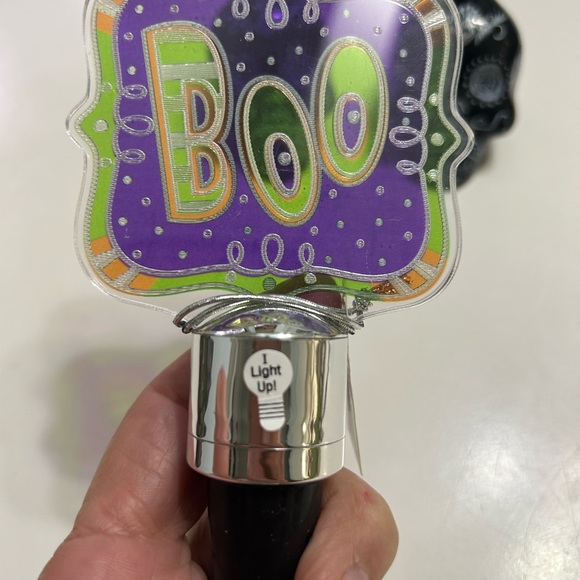 KAH tequila (empty) day of the dead sugar/salt/pepper skulls W/light up Btl stop - Picture 8 of 8